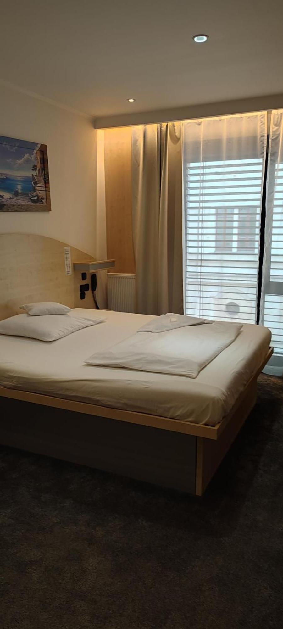 Готель Hotel Plzen Плзень