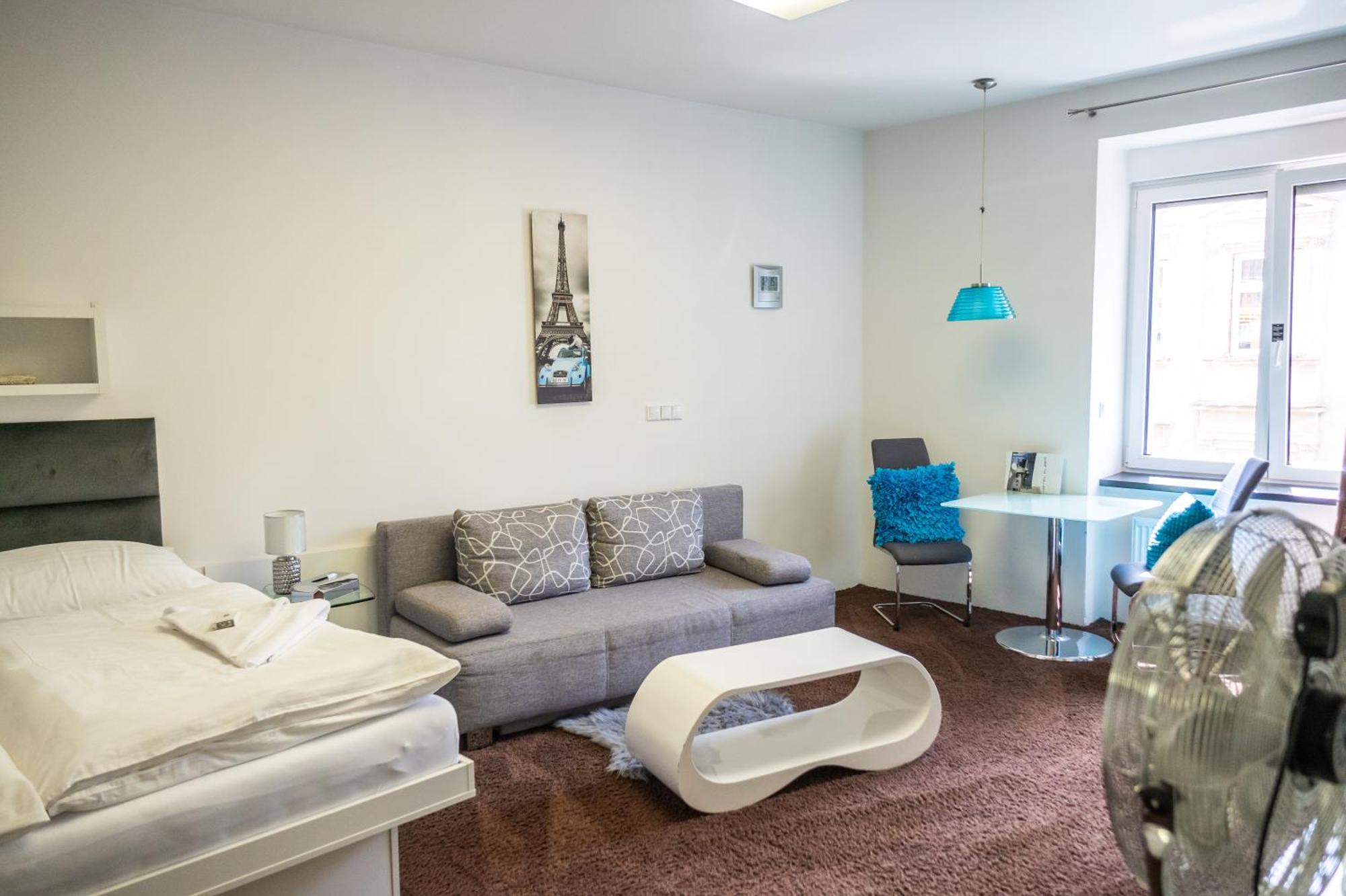 Hotel Plzen Готель Плзень